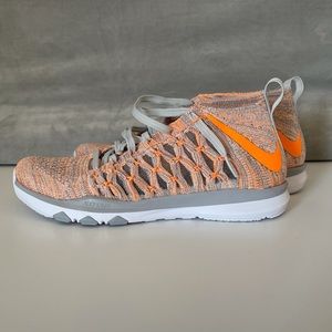 Nike flyknit trainers